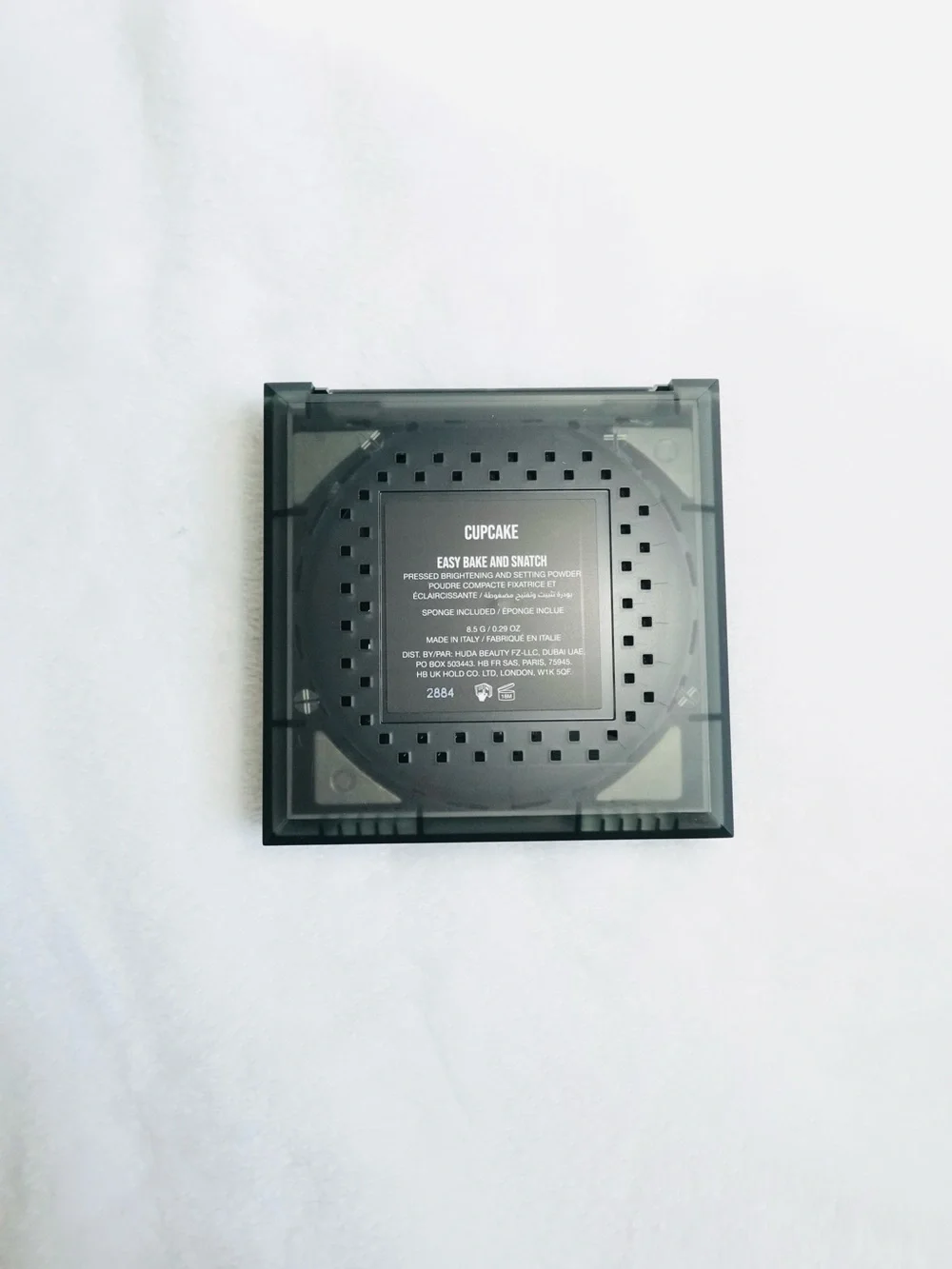 HUDA BEAUTY new box